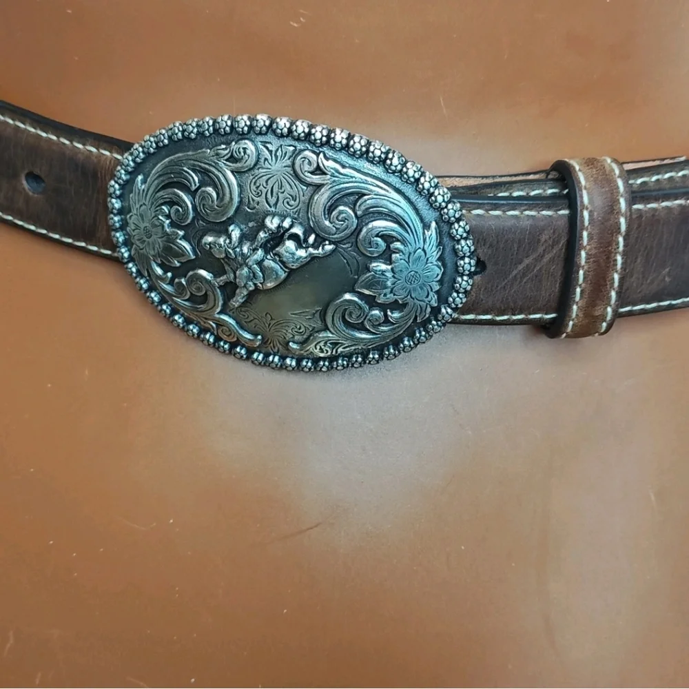 Nocona 4421844 3D Bullriders Silver Buckle Brown Leather Belt Boy Sz 24 23-28